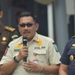 Kasatpol PP Jatim Andik Fadjar Tjahjono Tegaskan Dukungan Penuh dalam Pemberantasan Rokok Ilegal Kasatpol PP Jatim Andik Fadjar Tjahjono Tegaskan Dukungan Penuh dalam Pemberantasan Rokok Ilegal